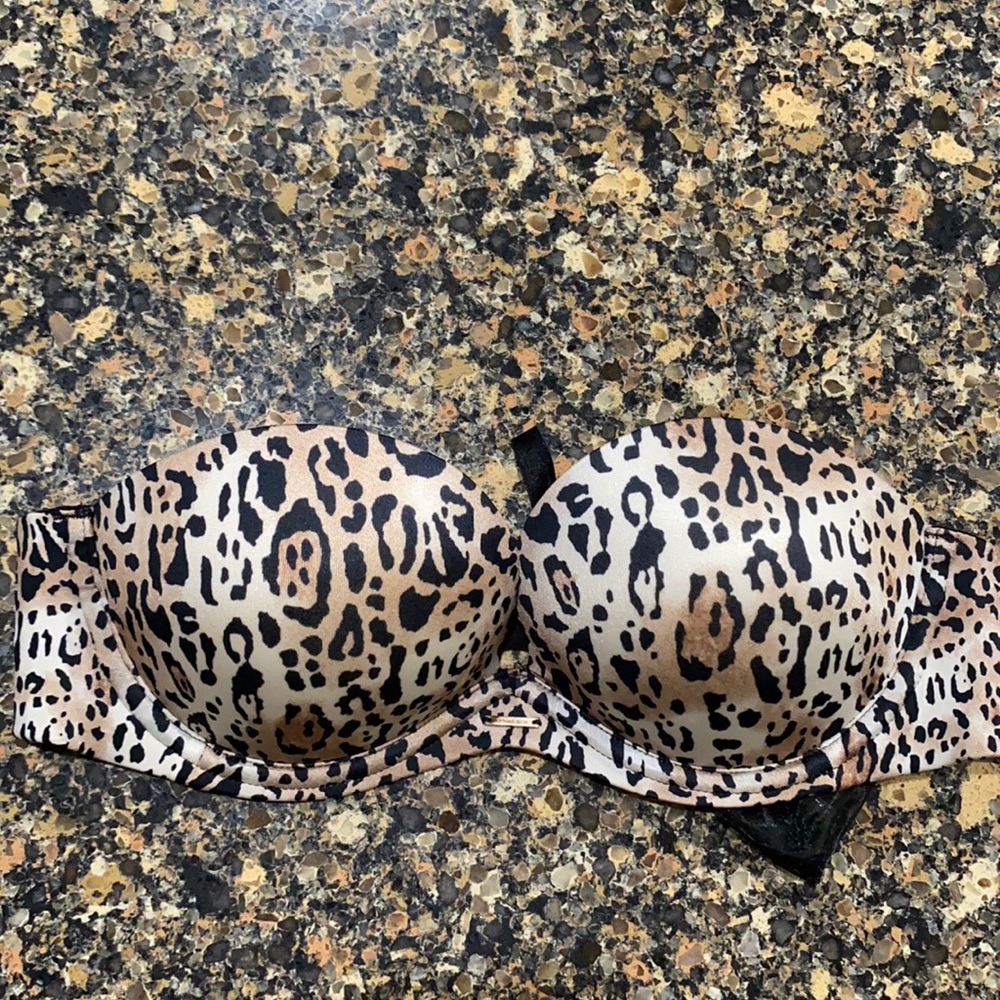 Victoria Secret Very Sexy Multi-way 32B bra